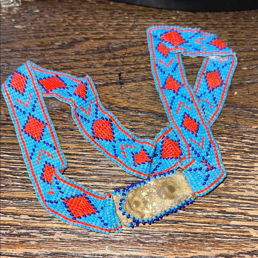 Vintage Native American beaded hat band 22” x .75”